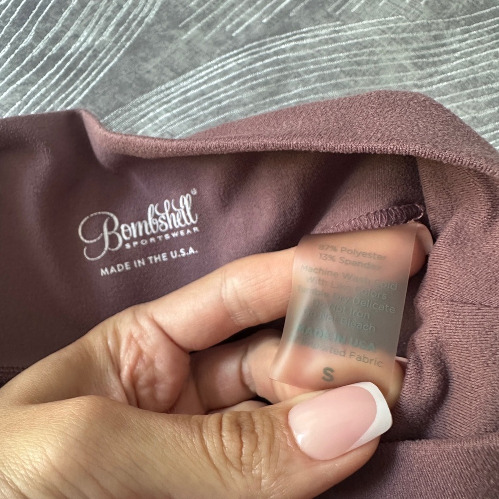 Bombshell Sportswear Brown Leggings Mauve Set - Picture 11 of 13